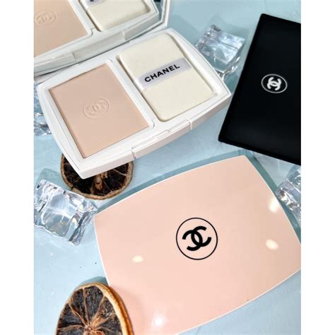 chanel le blanc light mastering whitening compact foundation|LE BLANC BRIGHTENING COMPACT FOUNDATION .